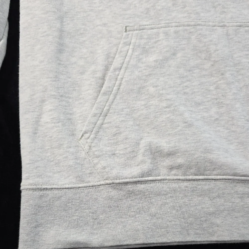 The North Face Heather Gray Hoodie - Picture 5 of 10